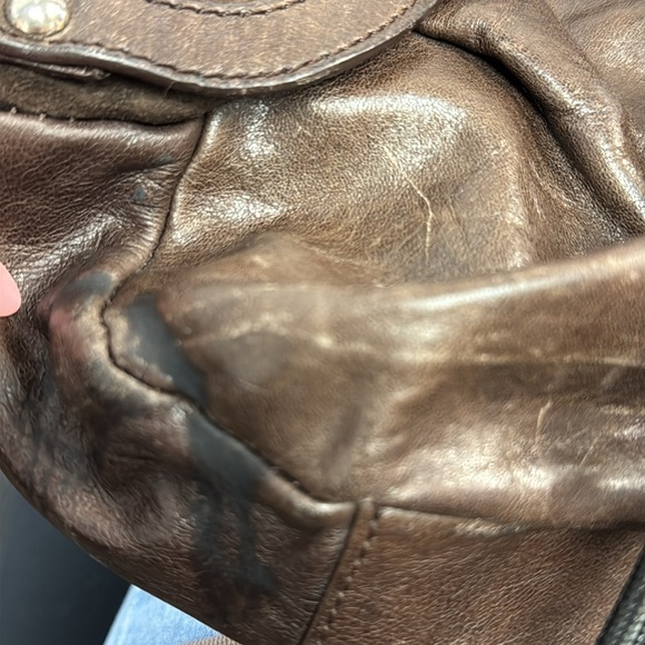 Francesco Biasia Brown Shoulder Bag with Slouchy Style and Leather Material - Picture 12 of 12